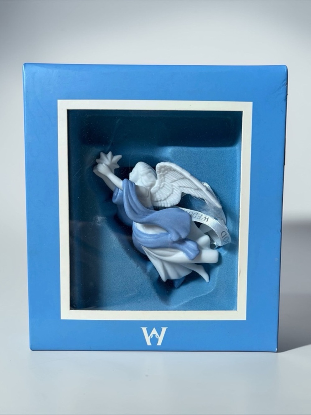 WEDGWOOD ENGLAND 1759 BLUE ANGEL ORNAMENT WITH BOX